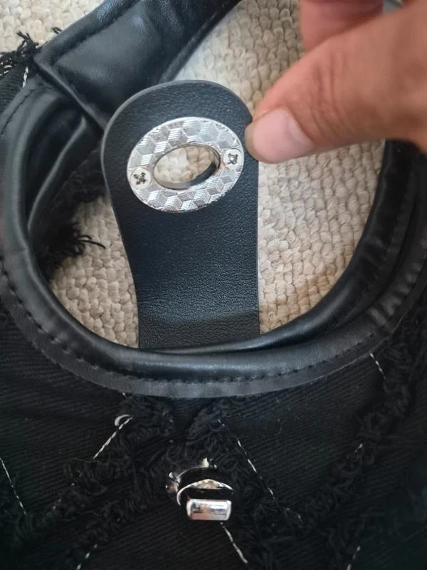 Bolso de mano vintage Y2K negro estilo grunge con detalles de flecos – photo 6